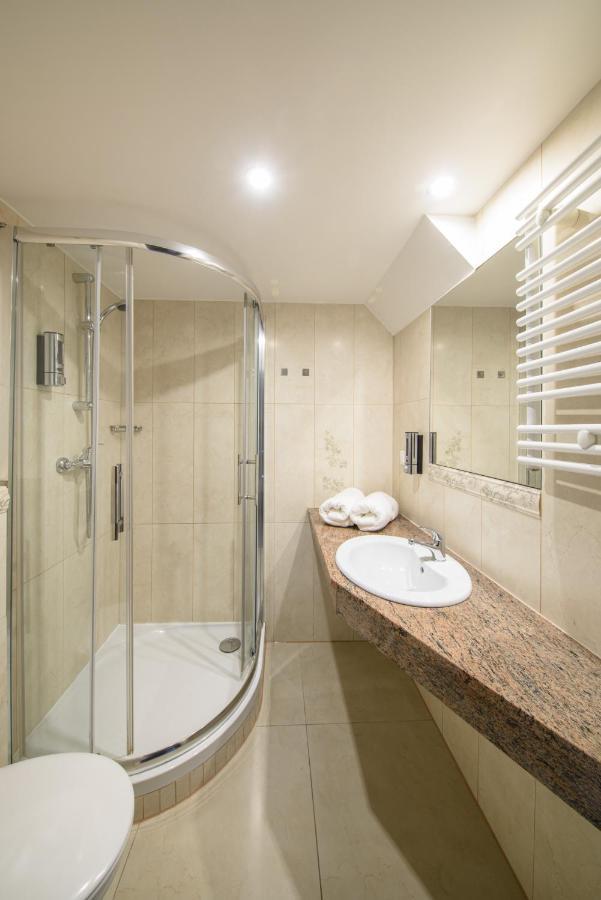 クラクフApartament Jastrzebie Gniazdoアパートメント エクステリア 写真